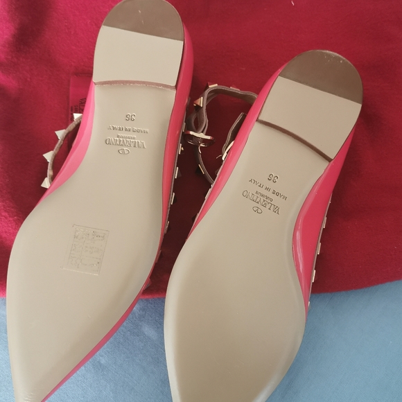 Authentic Valentino Garavani rockstud plats - Picture 3 of 3